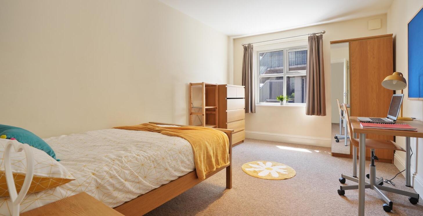 Bedroom 4 of St Silas Flat 3